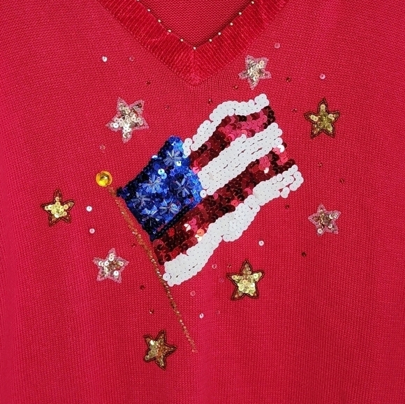 Vintage Quacker Factory | Red American Flag & Star Sequined V-neck Sweater - Picture 2 of 6